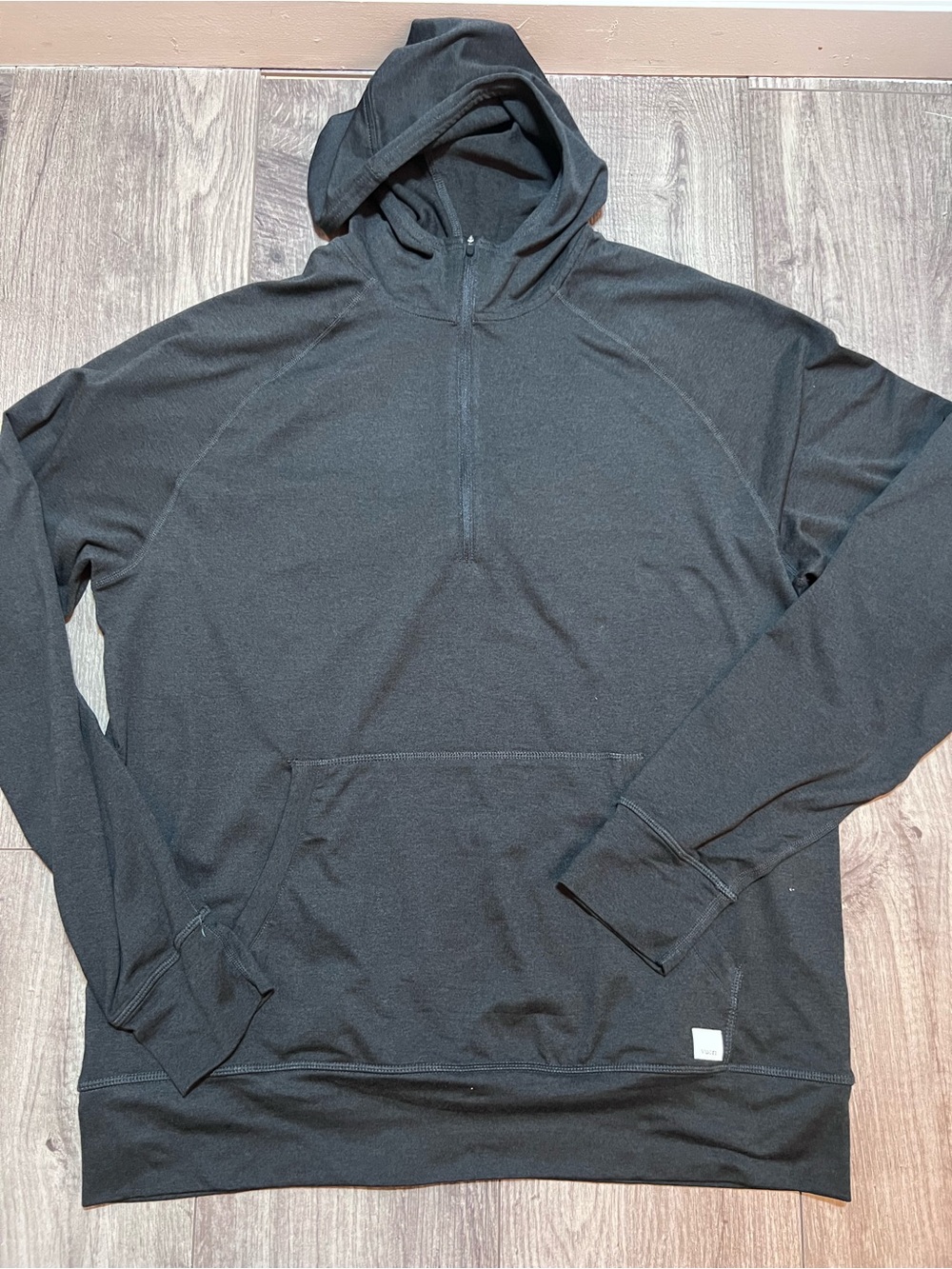 Vuori ponto Black Long Sleeve Hooded Pullover